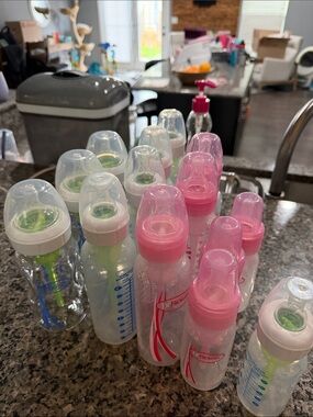 NWOT Dr. Brown's Baby Bottles Pink and Green - Variety of Glass and Plastic